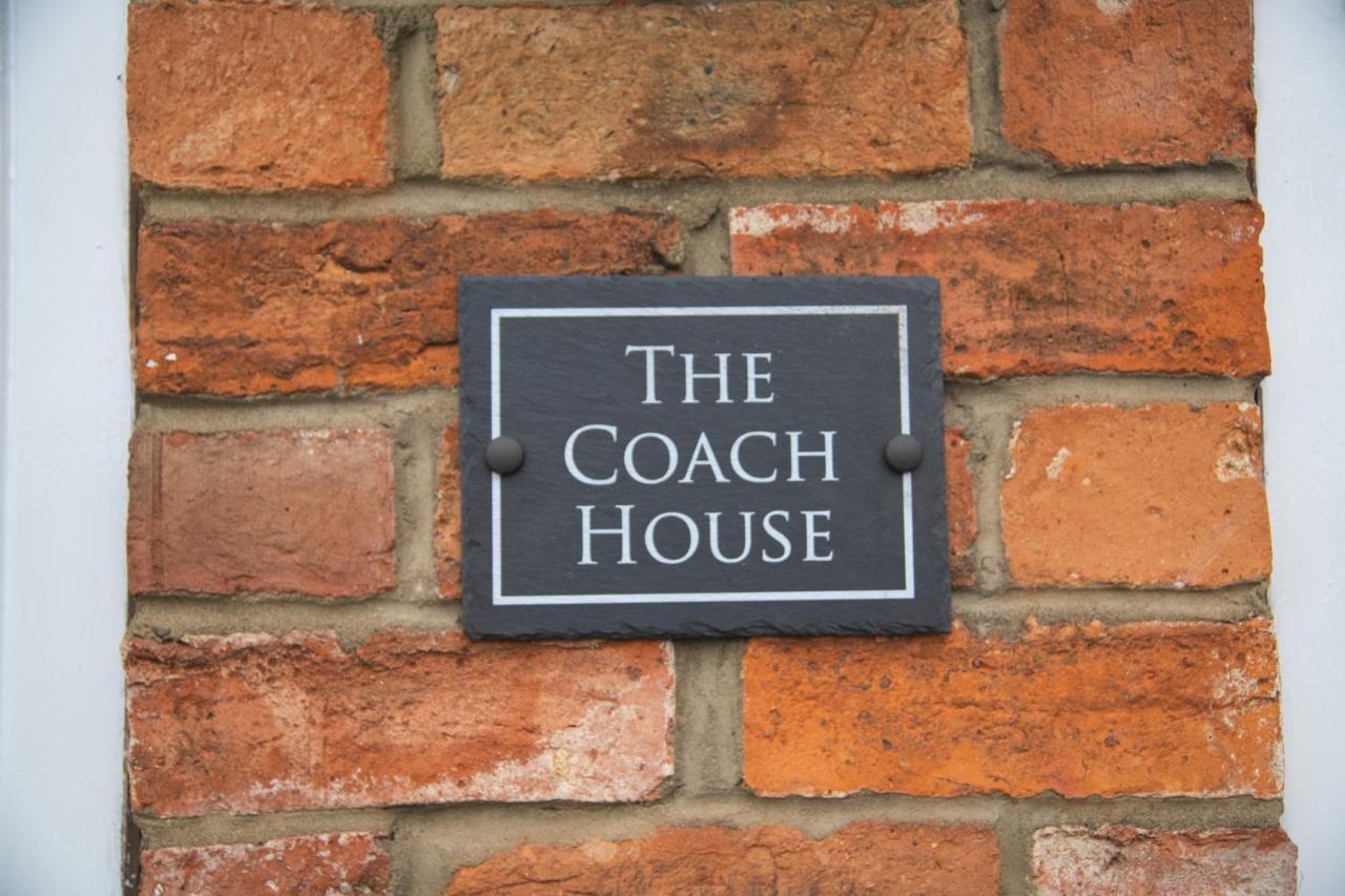 The Coach House Villa Martin  Buitenkant foto